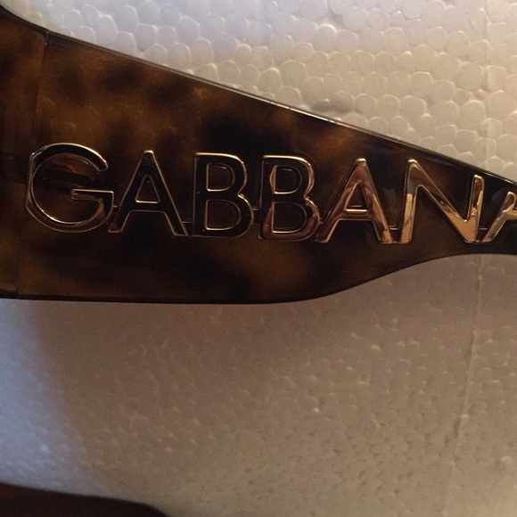 Designer DOLCE GABBANA sunglasses, brown color with Gold logo letters on arms.. - Picture 8 of 8